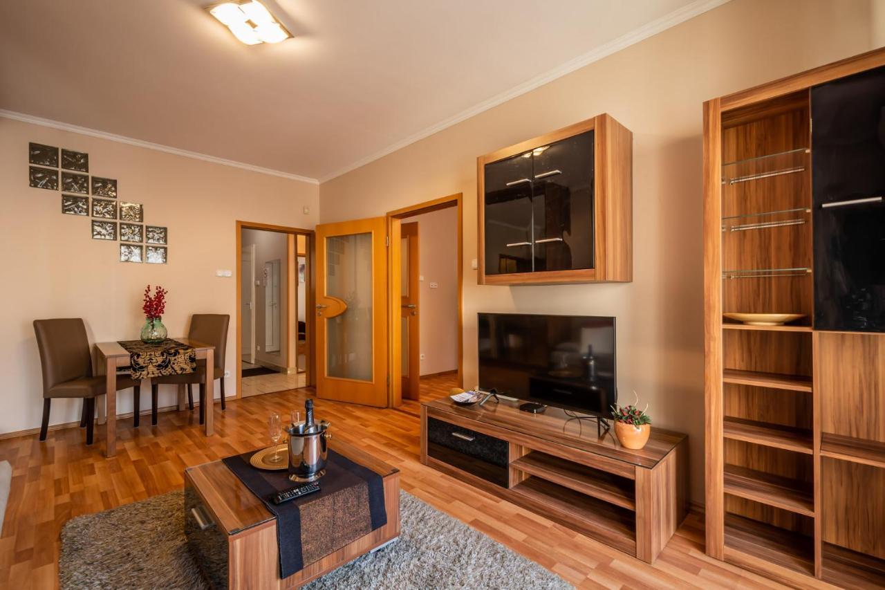 Santos 1214 Apartment บูดาเปสต์ ภายนอก รูปภาพ