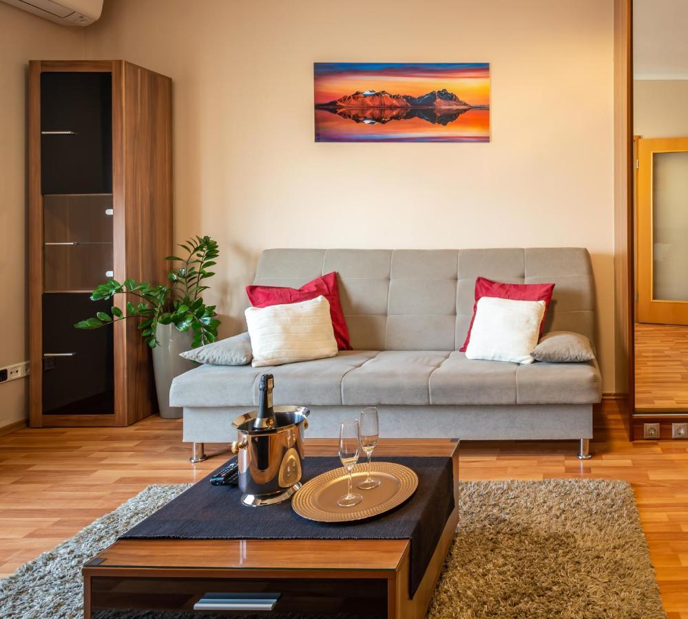 Santos 1214 Apartment บูดาเปสต์ ภายนอก รูปภาพ